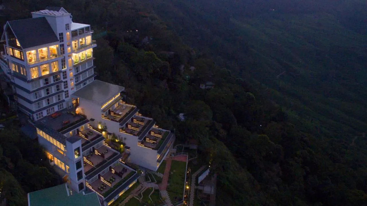 Fragrant Nature Munnar - A Five Star Classified Hotel 5*,