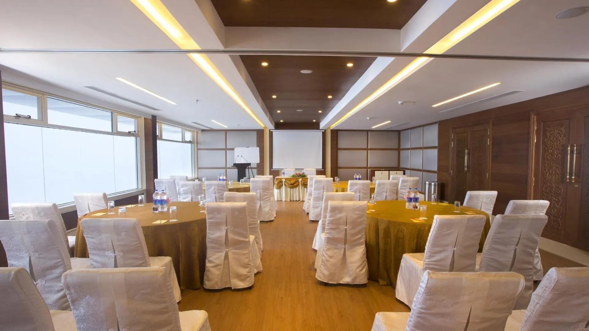 Fragrant Nature Munnar - A Five Star Classified Hotel Indien