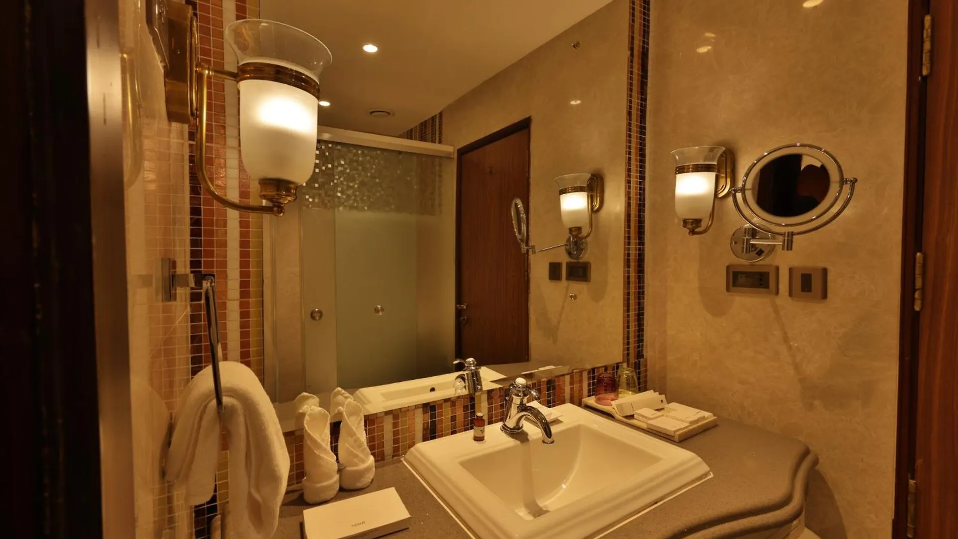 Fragrant Nature Munnar - A Five Star Classified Hotel